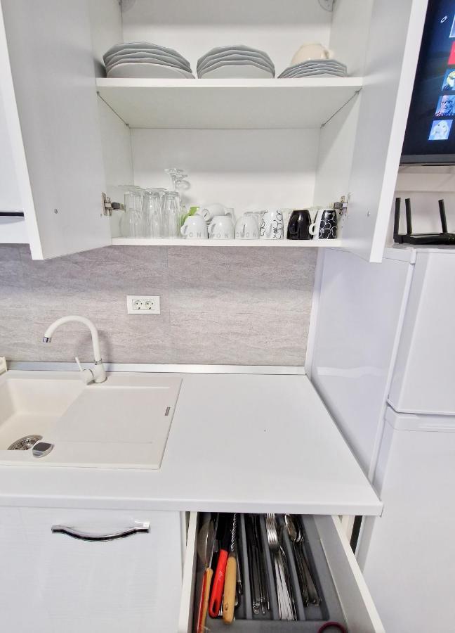 Mirvana Apartments Allure Studio Тимишоара Экстерьер фото